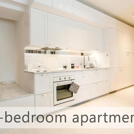 White Apartments With Ac By Kovee Bratislava Luaran gambar